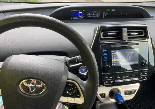 Toyota Prius cena 75900 przebieg: 79600, rok produkcji 2017 z Zakroczym małe 37